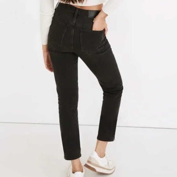 Madewell Classic Straight Jean -- Lunar Wash Size 24 -- Worn once - Picture 2 of 5